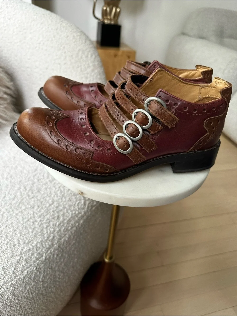 JOHN FLUEVOG ADRIANS: ALLI 4-BUCKLE MARY JANE BROGUE WINGTIP SHOES US 6 - Picture 1 of 9